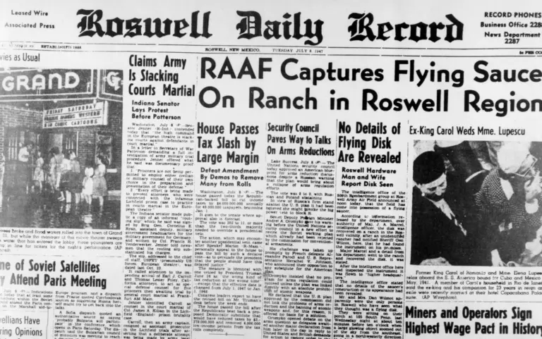 Roswell 1947: la nota de prensa que duró un día, el globo que tardó 47 años y los archivos que alguien tiró a la basura
